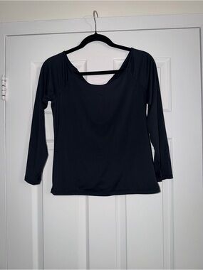 Old Navy Black Long Sleeve off the shoulder Scoop Neck Top